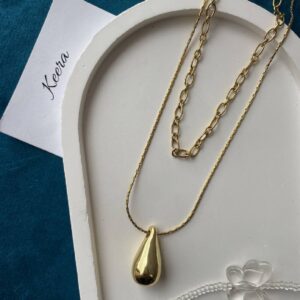 Water Droplet Twin Chain